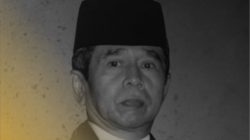 Biografi KH. Ahmad Warson Krapyak Penyusun Kamus Al-Munawwir