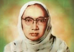 Biografi Lengkap Bu Nyai Khoiriyah Hasyim