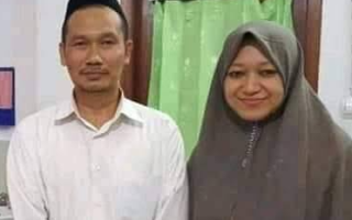 Biografi Ning Winda Istri Gus Baha (KH. Bahaudin Nursalim) Pesantren Sidogiri